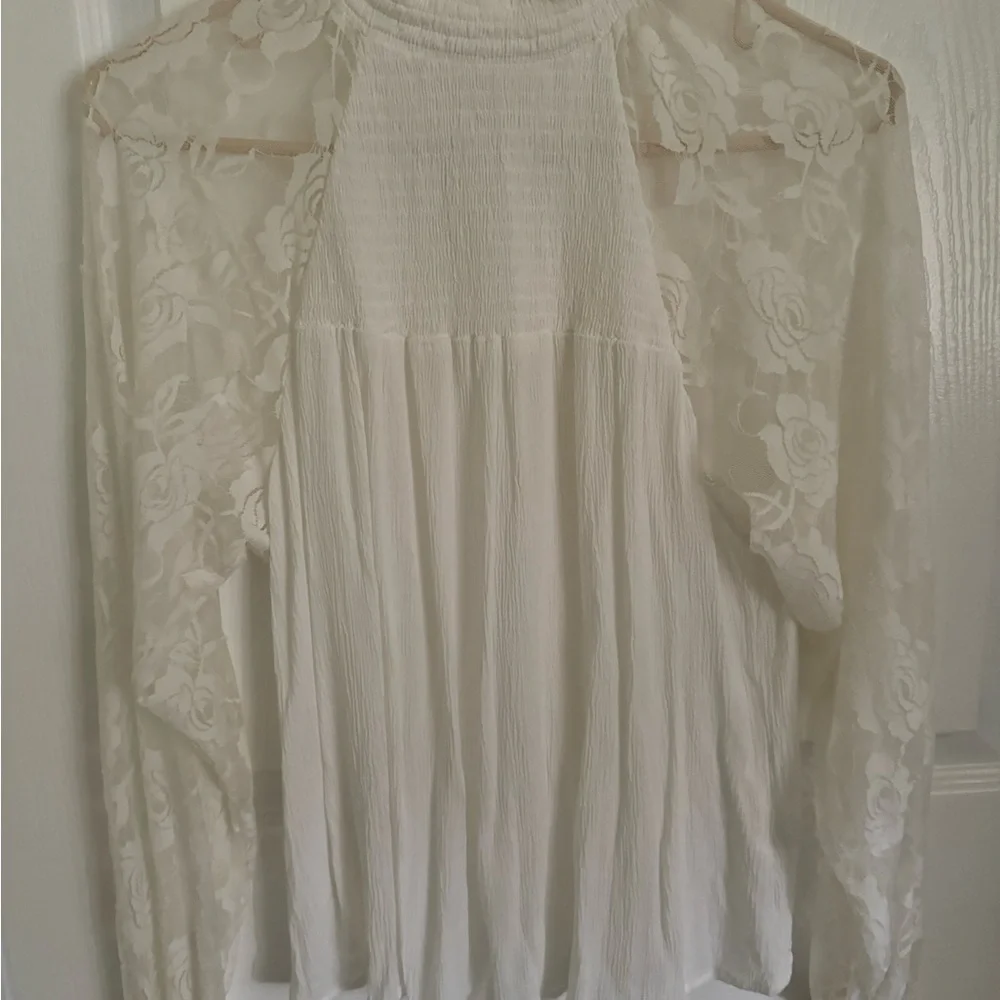 Top - Picture 3 of 3